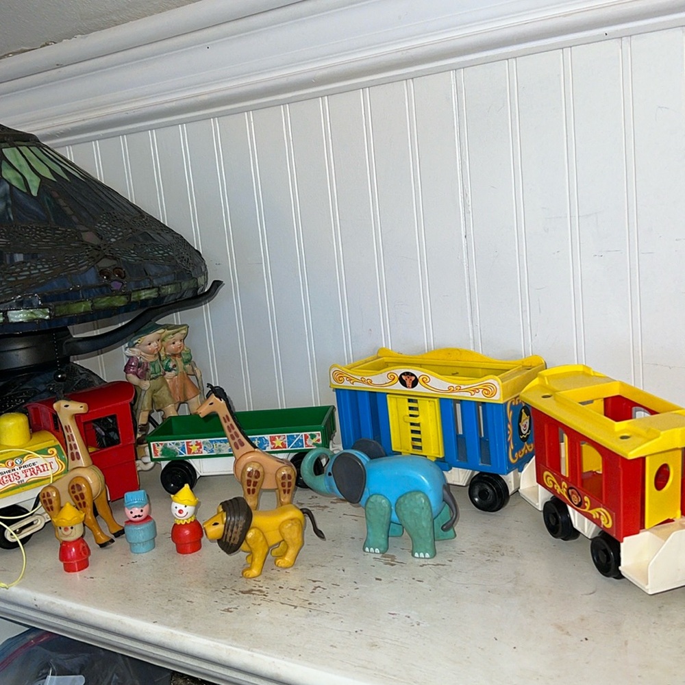 Vintage Fisher Price little people circus train play set